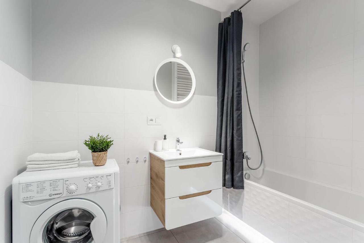 Chill Apartments Mokotow Business Center Warsawa Bagian luar foto