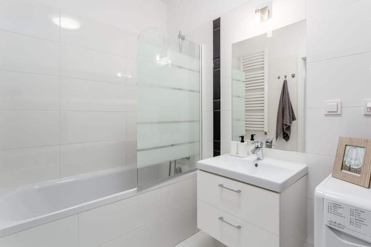 Chill Apartments Mokotow Business Center Warsawa Bagian luar foto
